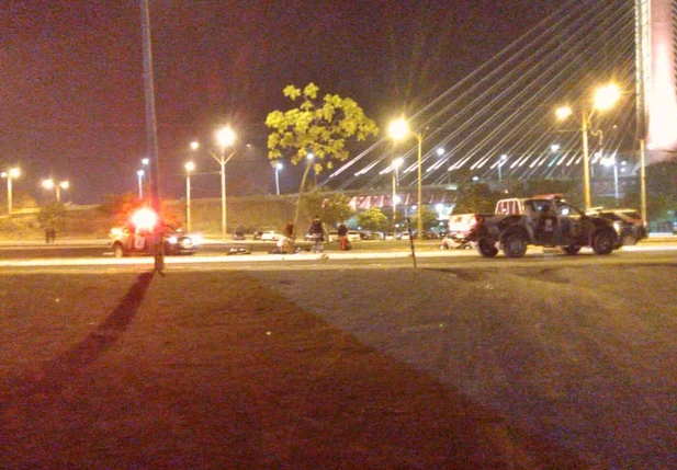 PM apreende 9 veículos no estacionamento da Ponte Estaiada