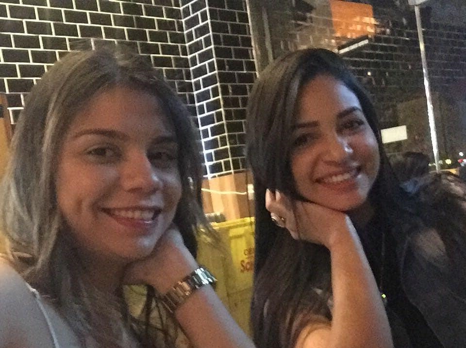 Vanessa Carvalho e Anuxa Kelly Leite de Alencar