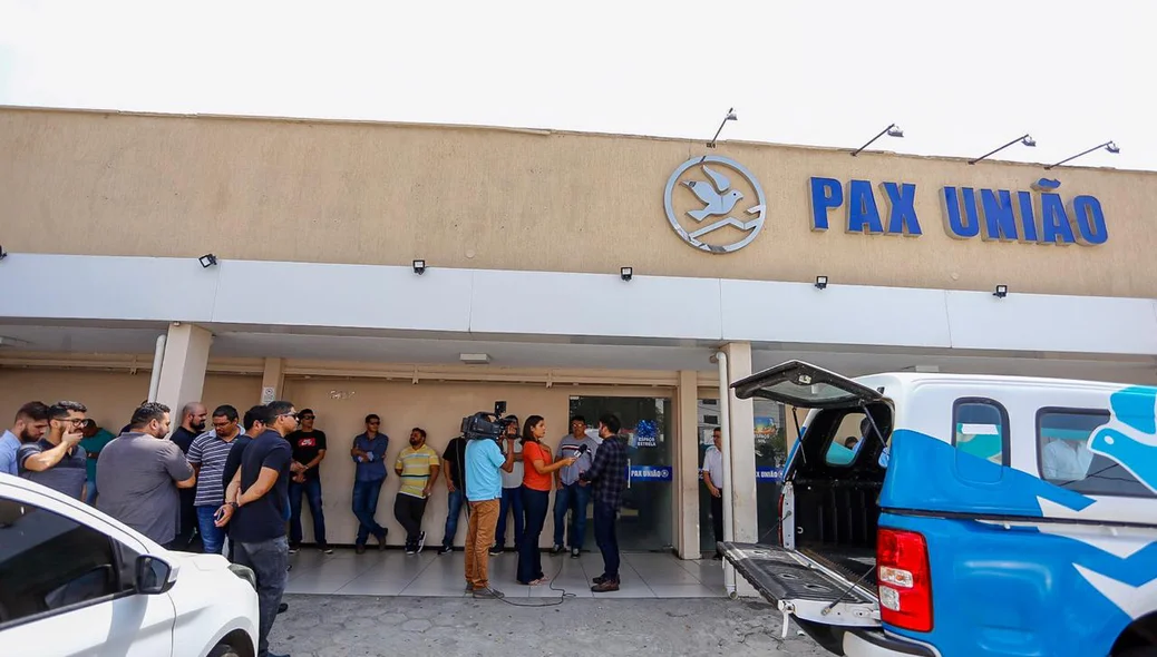 Corpo de Vanessa Carvalho é velado na Pax União