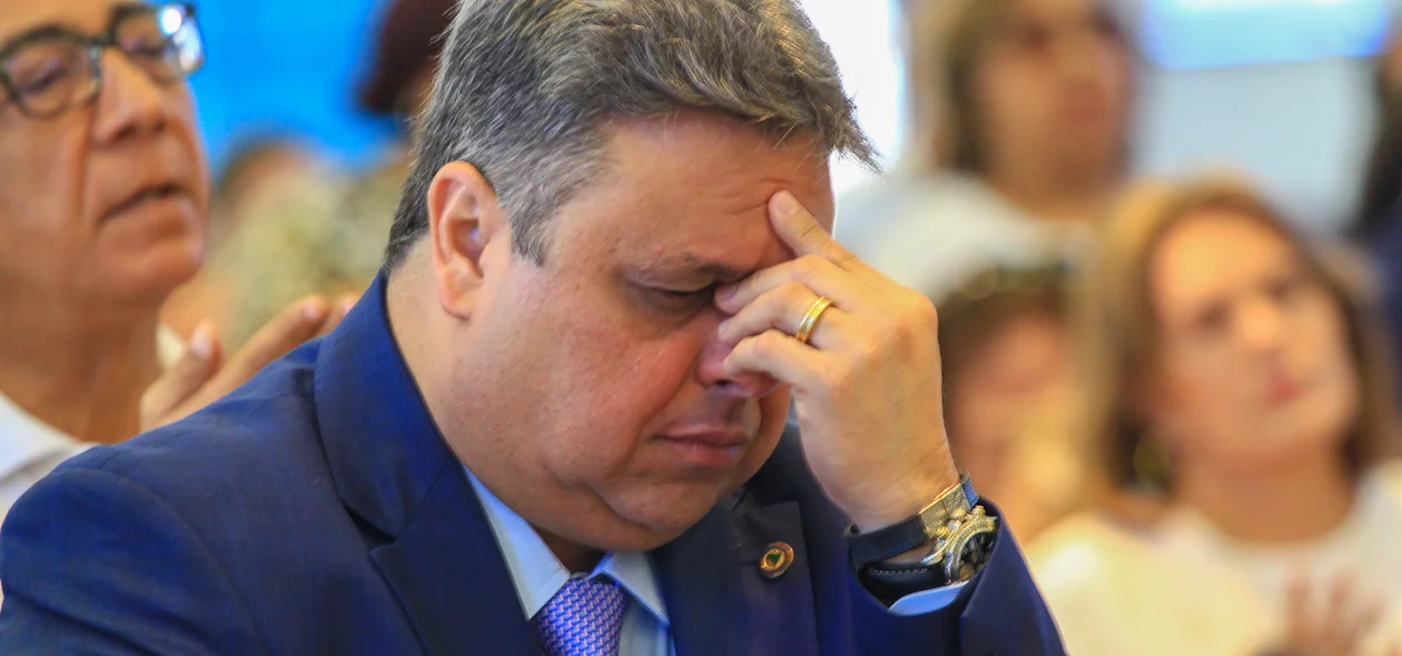 Júlio Arcoverde participou da missa 
