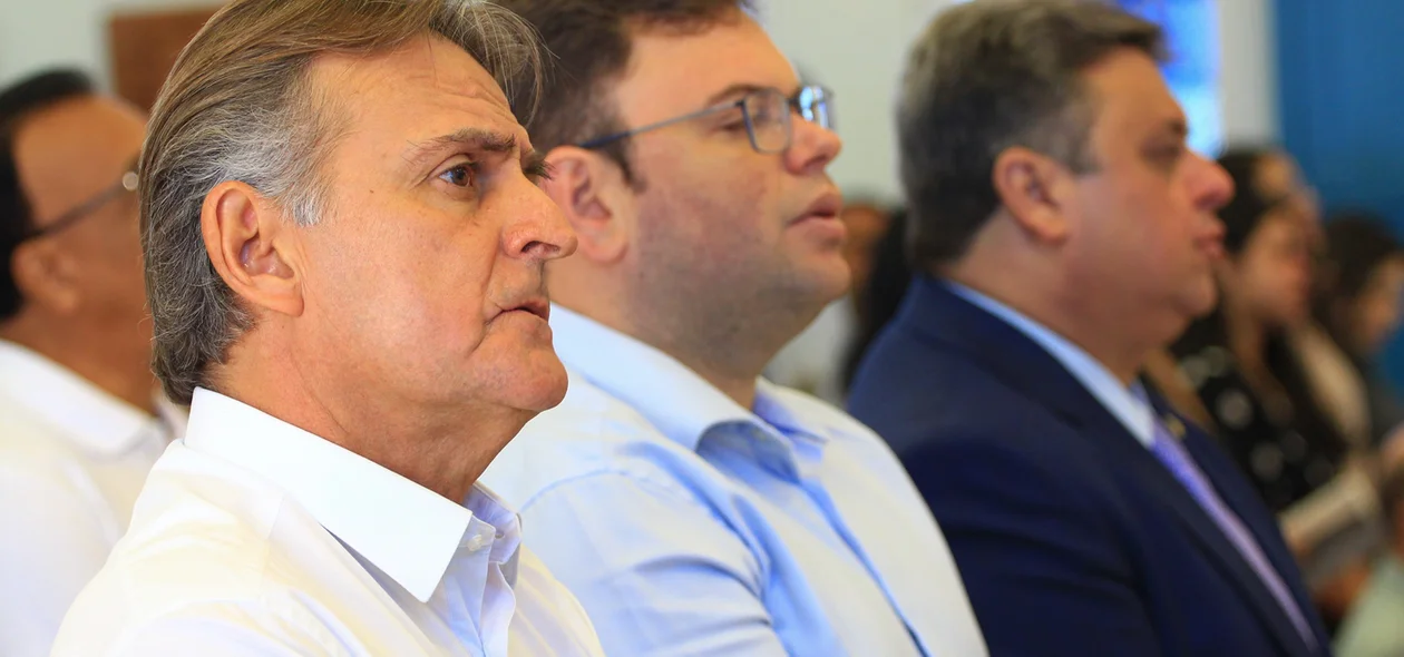 Luiz Lobão presente na missa 