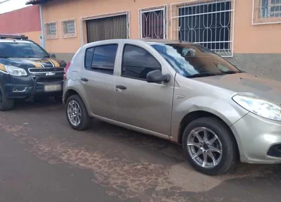 Carro apreendido por apropriação indébita em Campinas-SP 
