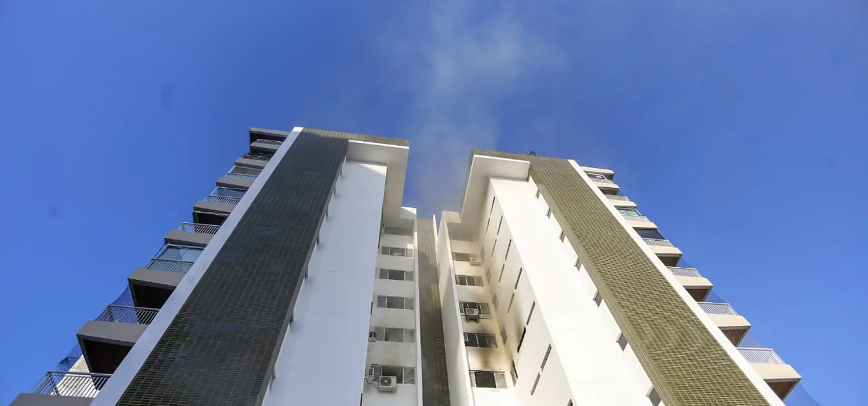 Fumaça no Edifício Palazzo Poty 