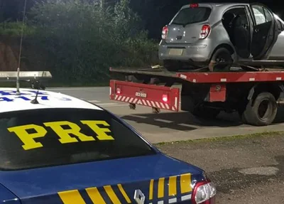 O carro foi apreendido e o dono autuado 