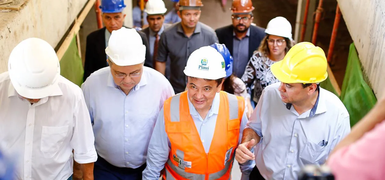 Wellington Dias realiza visita em obra da nova maternidade 