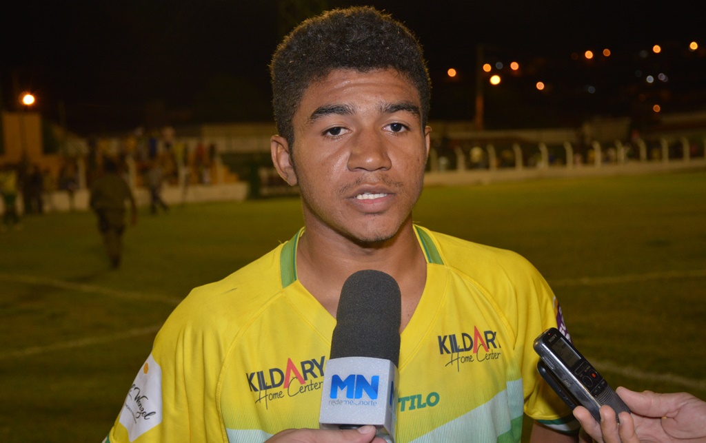 Romarinho voltou a sentir dores e pode desfalcar equipe picoense.