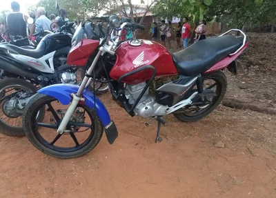 Motocicleta do jovem Lucas Costa