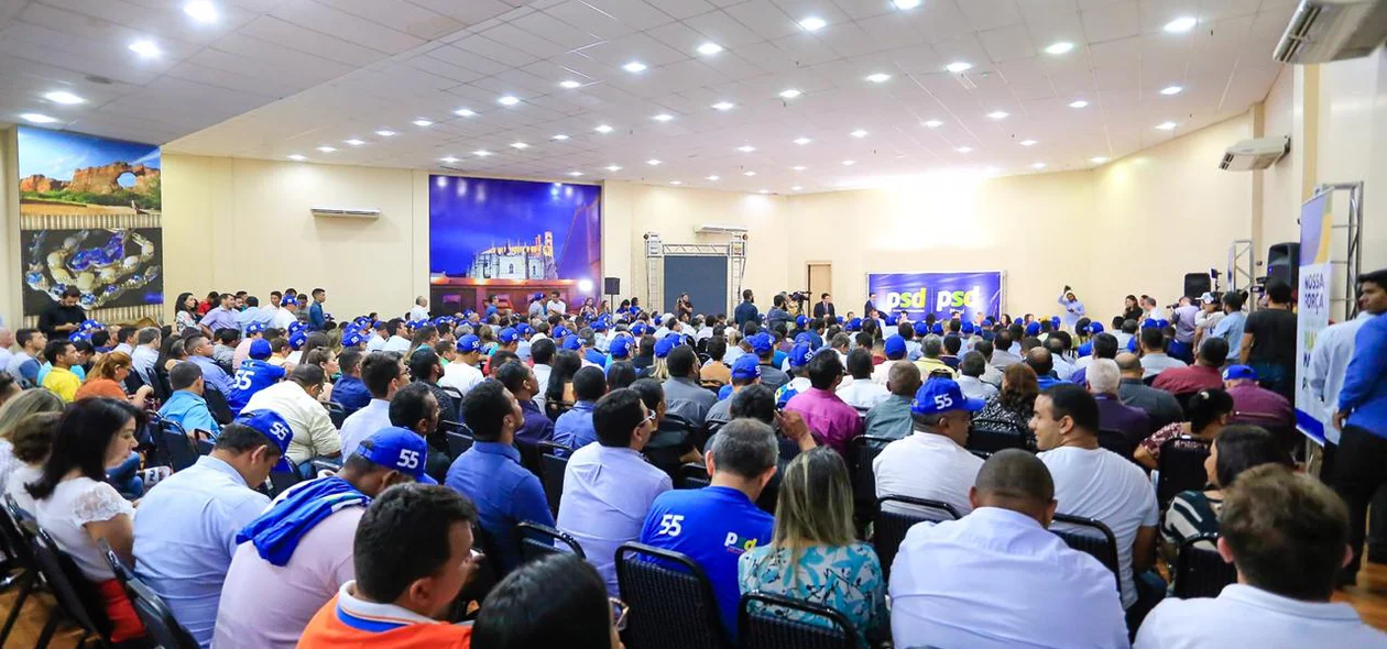 Participantes do evento de filiação do PSD