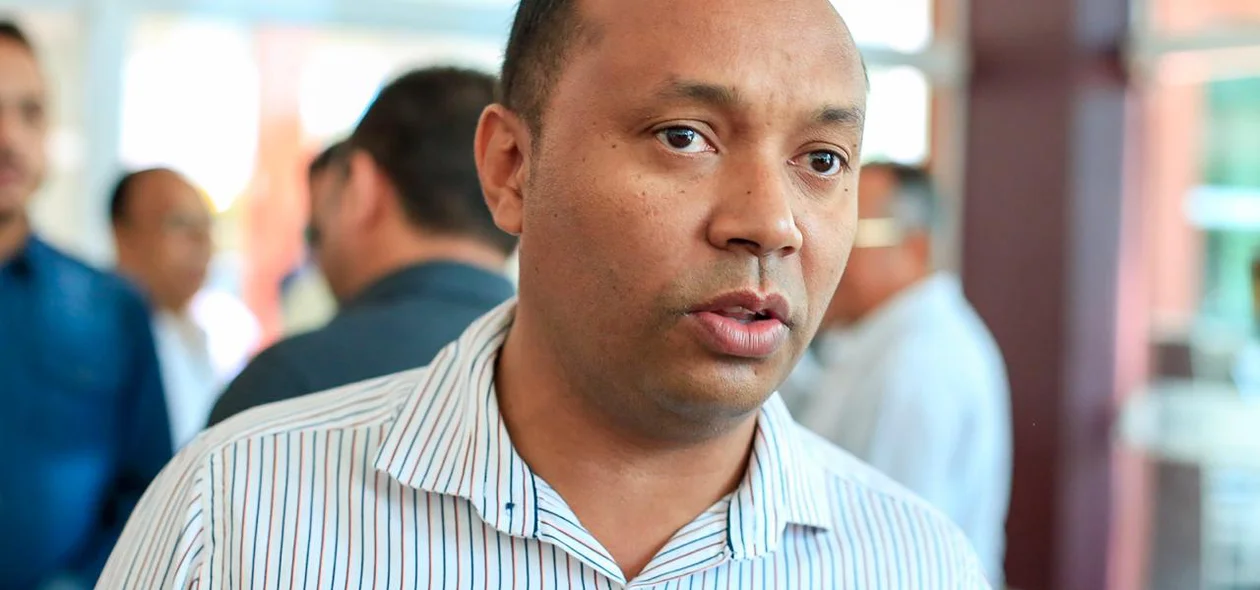 Prefeito Julimar Barbosa