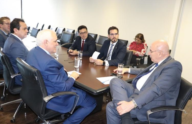 Themístocles participa de audiência com o ministro Osmar Terra