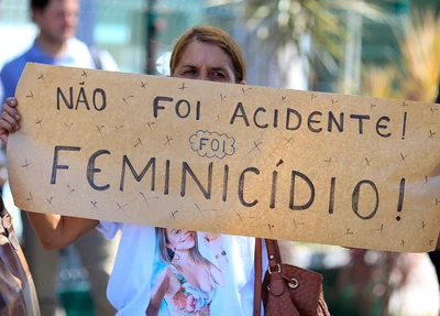 Familiares de Vanessa pedem justiça após morte da jovem