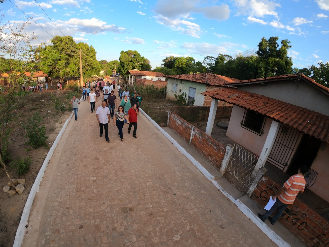 Prefeita Patrícia Leal entrega pavimentação do bairro Tranqueira