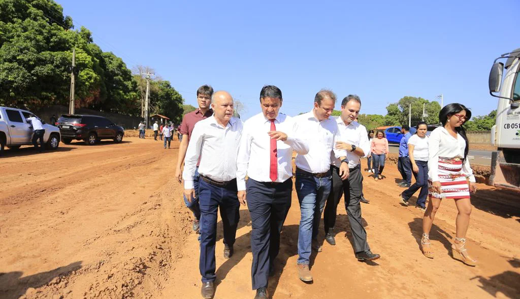 Wellington Dias visita obras de duplicação da BR 343 em Teresina