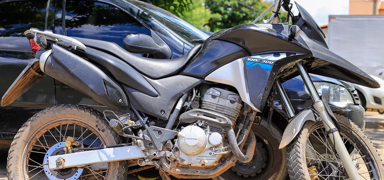 Motocicleta apreendida pela Polícia Civil