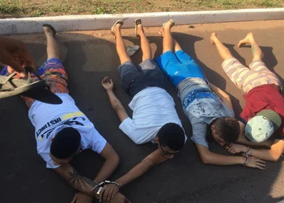 Suspeitos foram detidos pela polícia