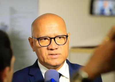 Franzé Silva