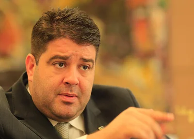 Luís André