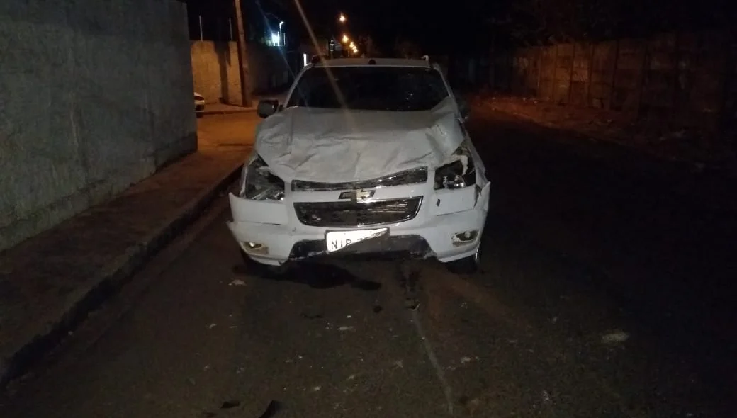 Parte frontal da S10 envolvida no acidente