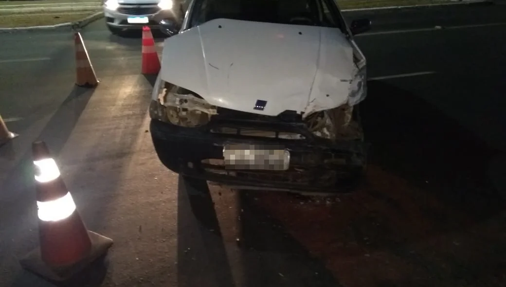 Veículo que colidiu com a S10