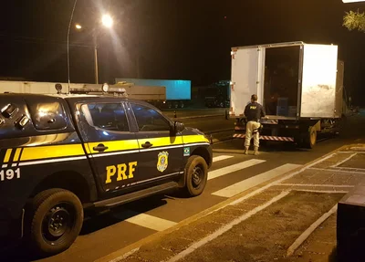 Carga apreendida na BR 230