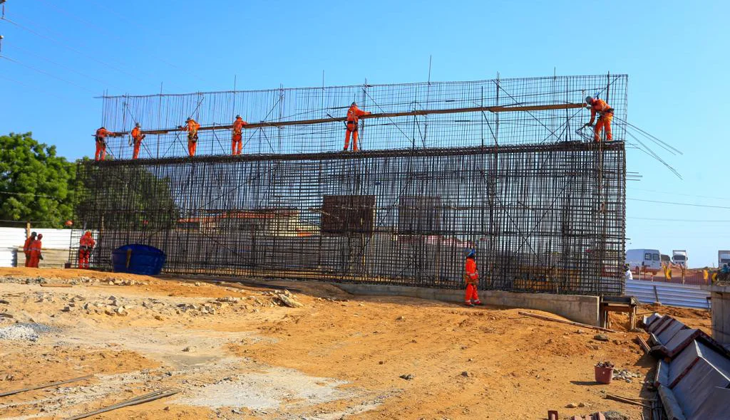 Obras do viaduto do mercado do peixe 