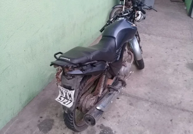Moto utilizada nos assaltos