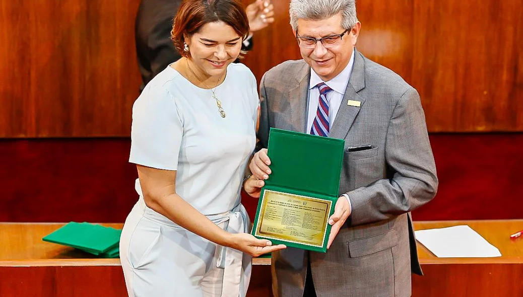 Janainna Marques e Zé Filho