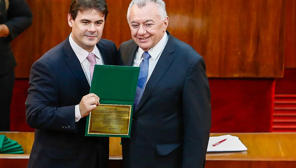 Severo Eulário homenageia o conselheiro Kléber Eulálio