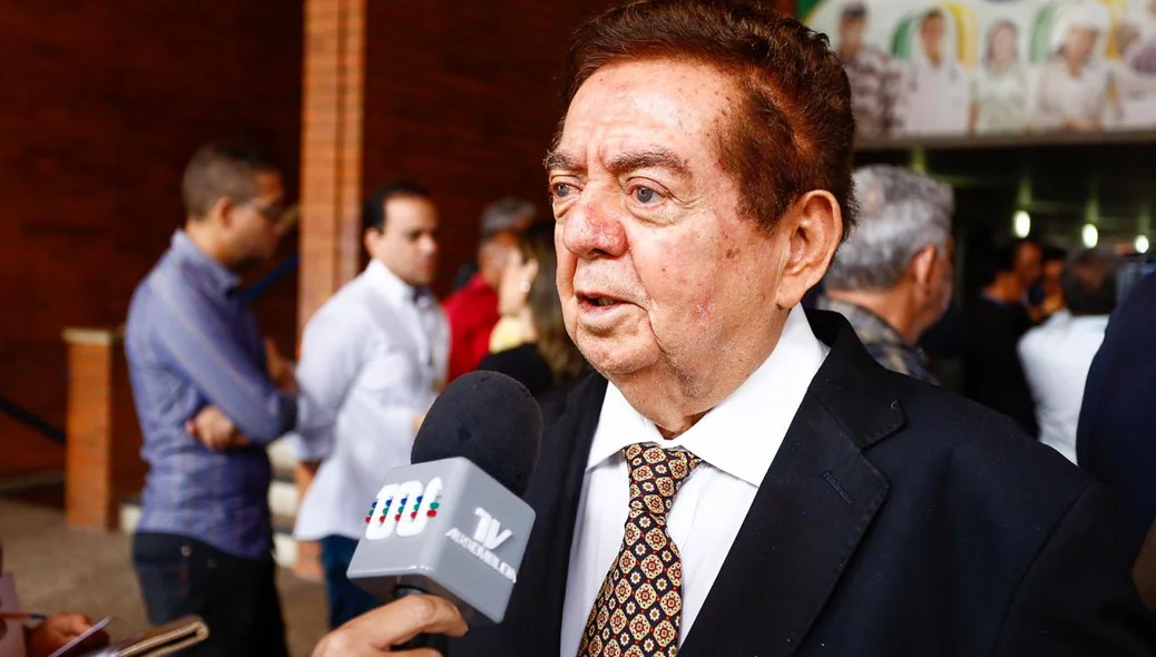Warton Santos