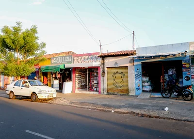 Lojas da rua Rua Jornalista Livio Lopes
