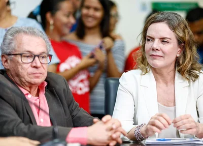 Assis Carvalho e Gleisi Hoffmann