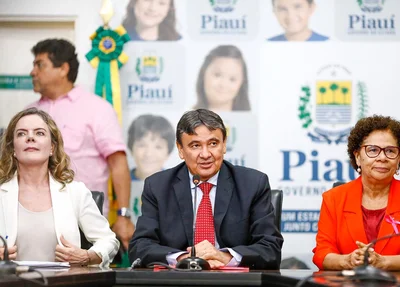 Gleisi Hoffmann, Wellington Dias e Regina Sousa