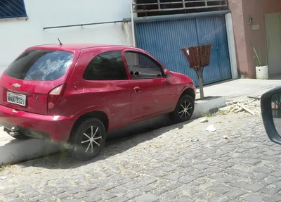 Celta vermelho 