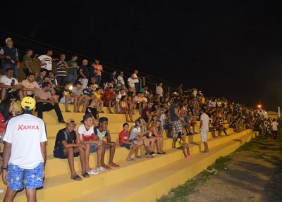 Torcida do Picos é acusada de homofobia