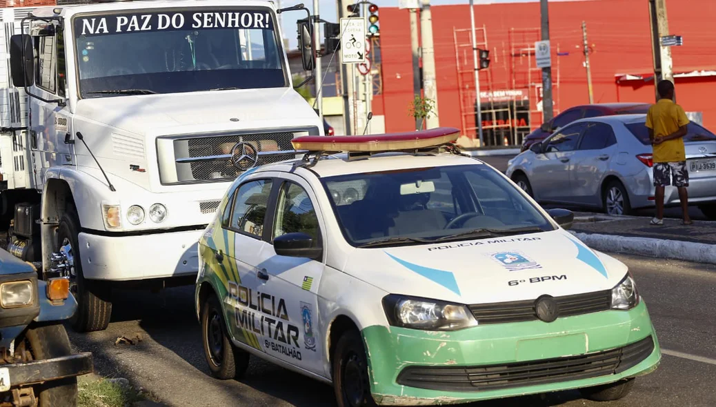 Viatura da PM no local do acidente 