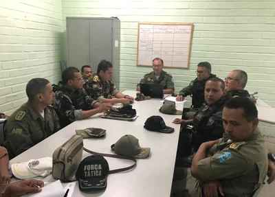 Reunião realizada pela Polícia Militar