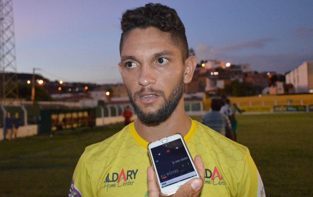 Lesionado, atacante João Paulo desfalca o Picos