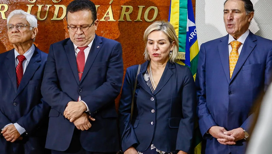 Ministro Paulo Dias de Moura Ribeiro participa de solenidade no TJ-PI