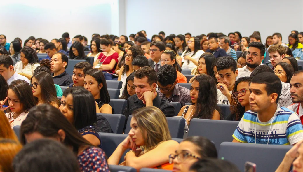 Vários alunos participaram 