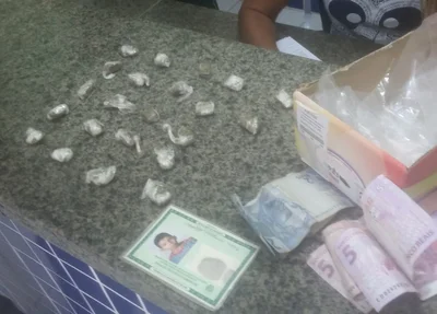 Material apreendido com Jessé Sampaio Alencar