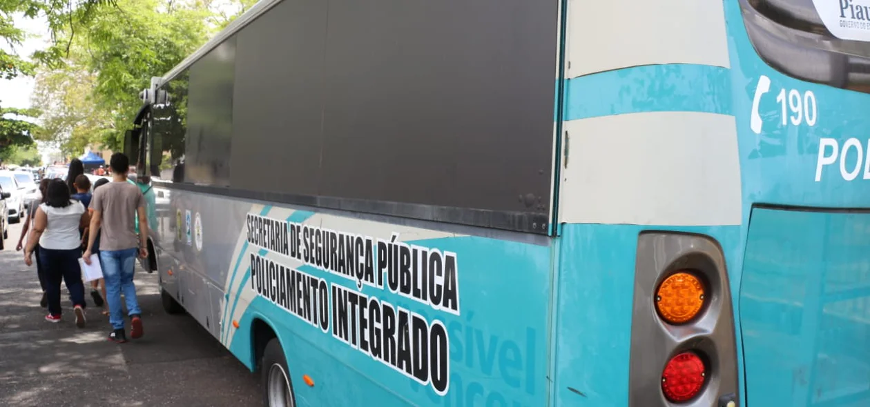 Ônibus da Secretária de Segurança 