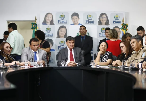 A prioridade para as habitações será para os PMs