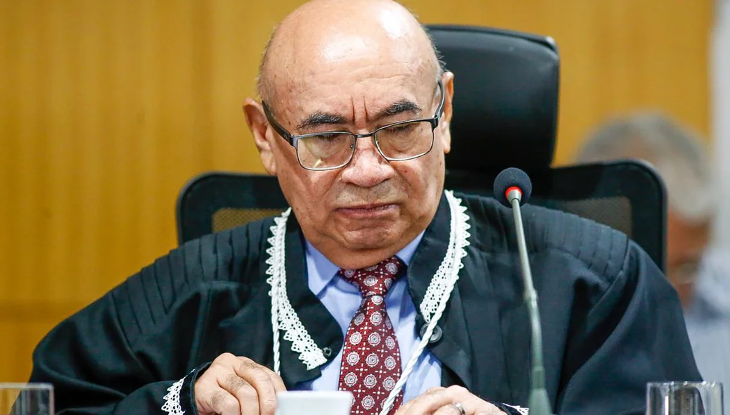 Desembargador Oliveira