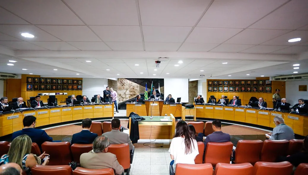 TJ decide candidatos à presidência do TRE