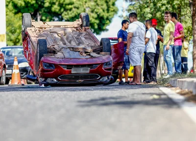 Acidente em avenida de Teresina 