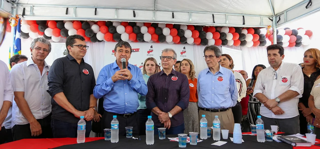 Wellington Dias em evento do PTB