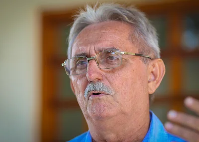 Carlos Monte Prefeito de Barras
