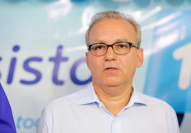Prefeito Firmino Filho durante evento de filiação do Progressistas