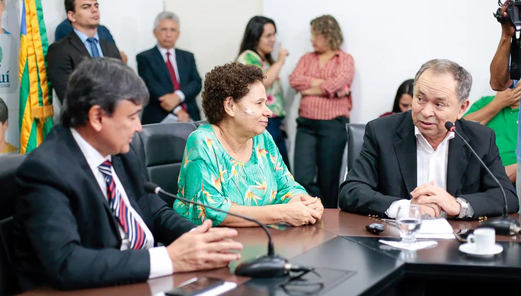 Wellington Dias, Regina Sousa e Antônio Neto 