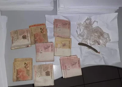 Material apreendido com o casal